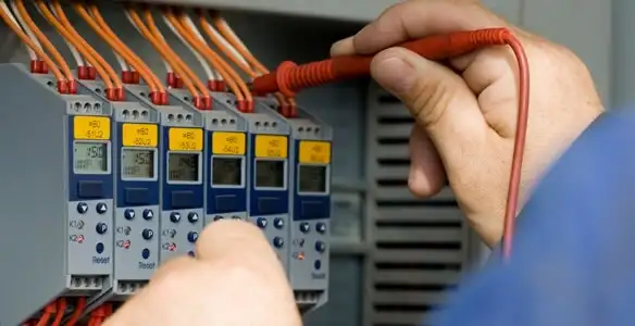 electrical contractors performing professional electrical system testing and configuration in Mountain View, CA