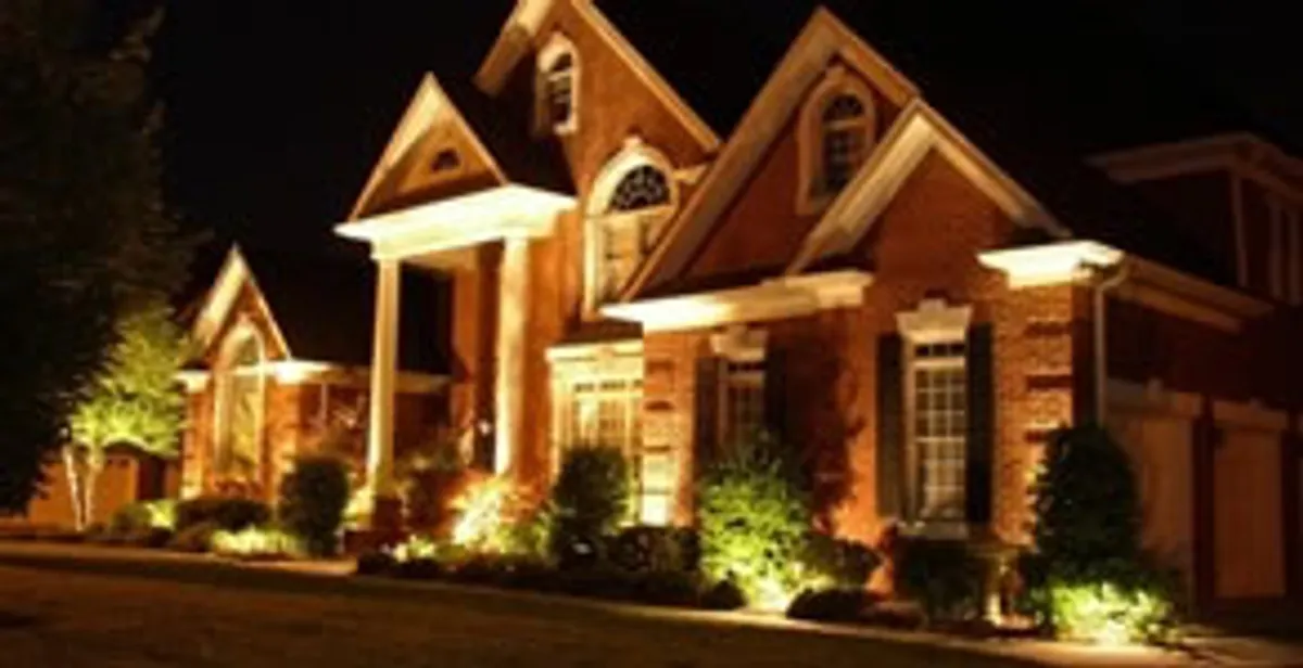 electrician services providing professional exterior electrical lighting in Mountain View, CA