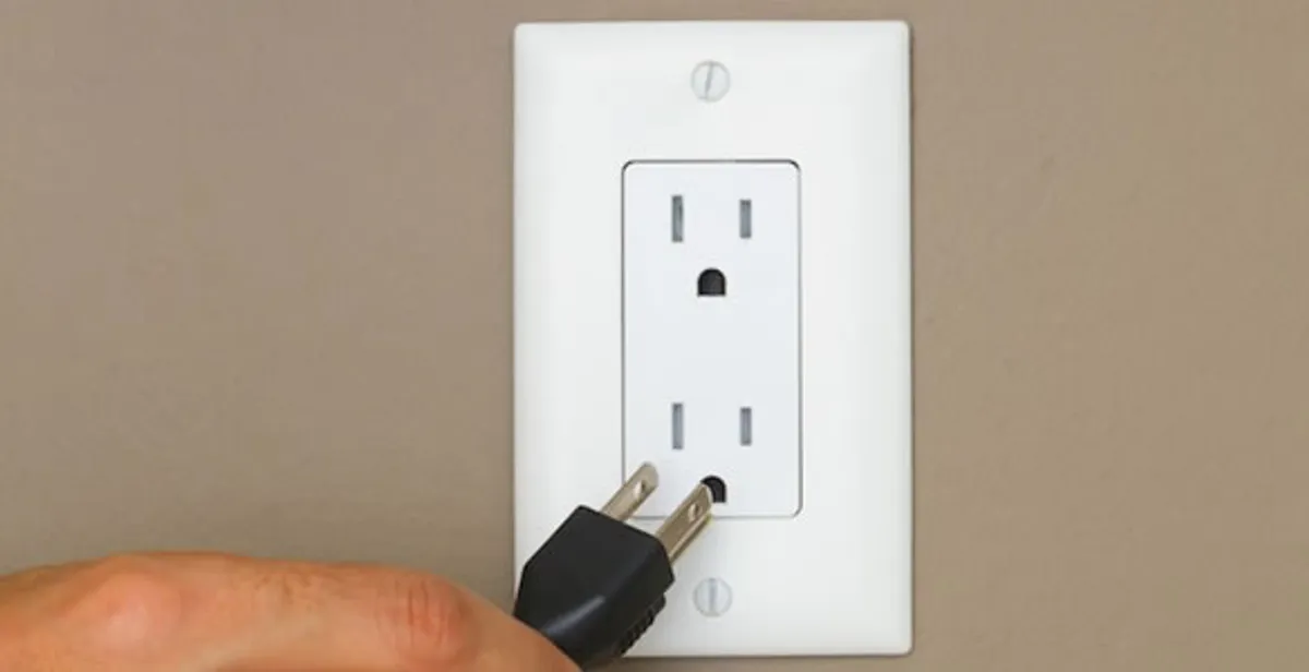 gfc outlets service demonstrating proper testing and use of ground fault circuit interrupter outlet in Mountain View, CA