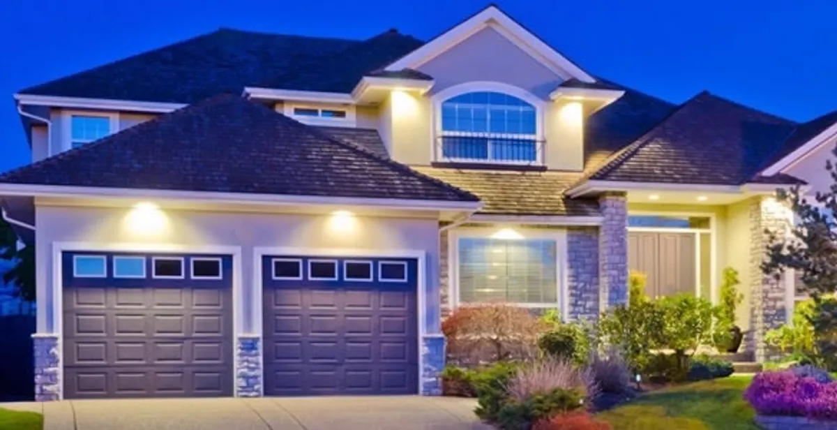 Programmable lighting installation improving residential exterior lighting control in Mountain View, CA